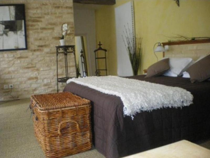 Logis Hotel La Grange Du Relais Colombey-les-deux-Églises Zewnętrze zdjęcie
